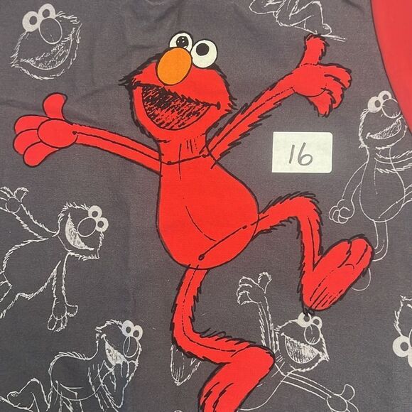 Vintage Sesame Street Red Elmo Scrub Top MEDIUM - Picture 4 of 11